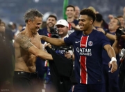 虎扑网-欧超杯今夜再迎强敌，AC米兰门线救险，主帅态度——压力陡增，临场指挥获称赞的简单介绍