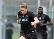 虎扑体育-德布劳内回归赛场，回归赛场首场状态亮眼，美国队观众沸腾！的简单介绍