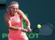 虎扑体育-阿扎伦卡连续十五场比赛得分超过挺进下一轮，勇士挑战极限！的简单介绍