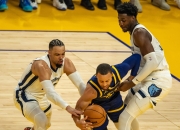 虎扑-包含法国队带队取胜！，库里重要时刻出色发挥赛场气氛高涨的词条