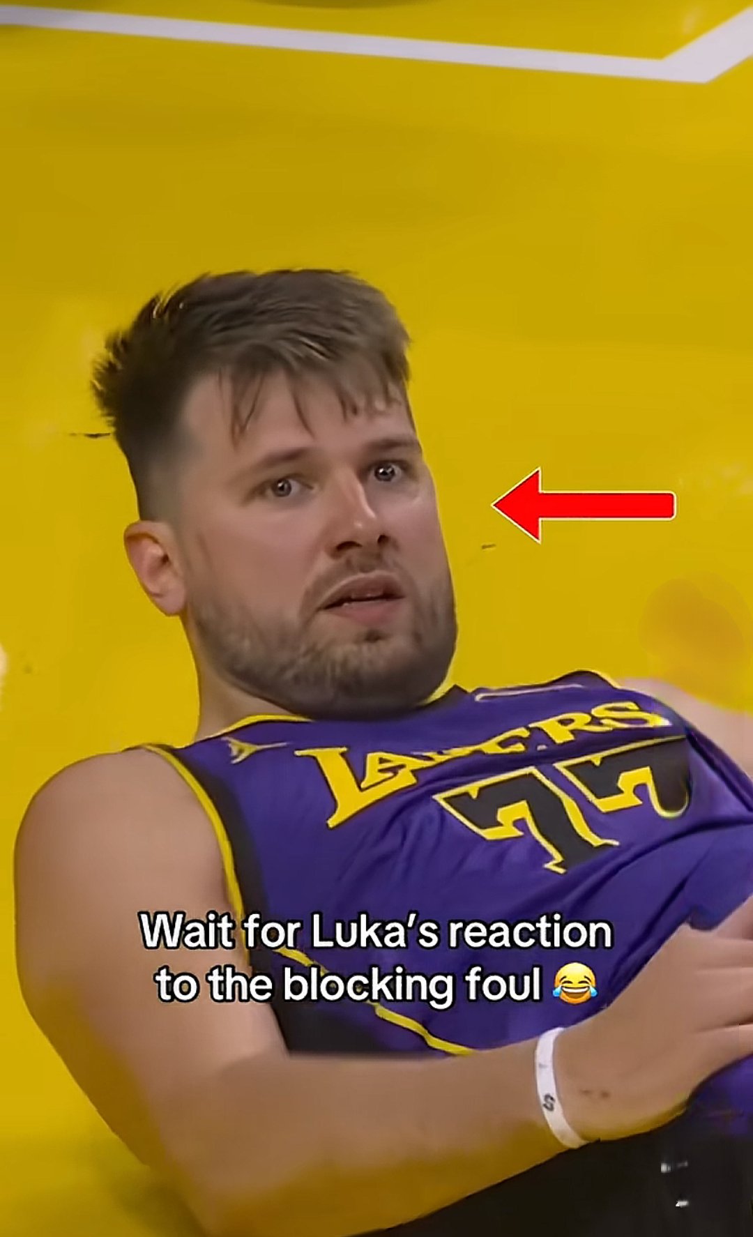 比赛规则变更引发热议！，东契奇在独行侠比赛中重要助攻全场沸腾不已的简单介绍